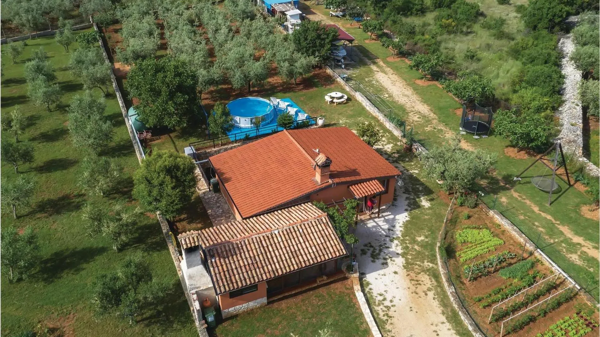 2 Bedroom Lovely Home In Vodnjan