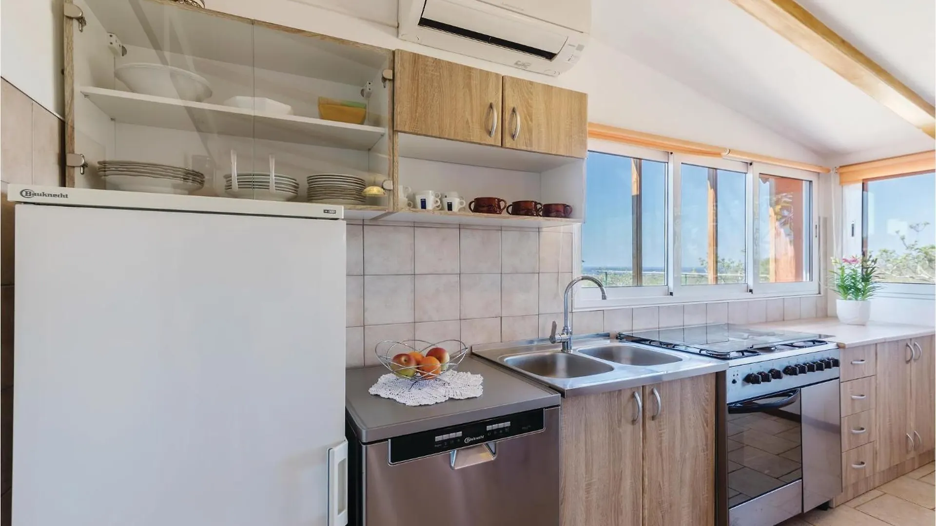 Дом отдыха 2 Bedroom Lovely Home In Vodnjan Хорватия