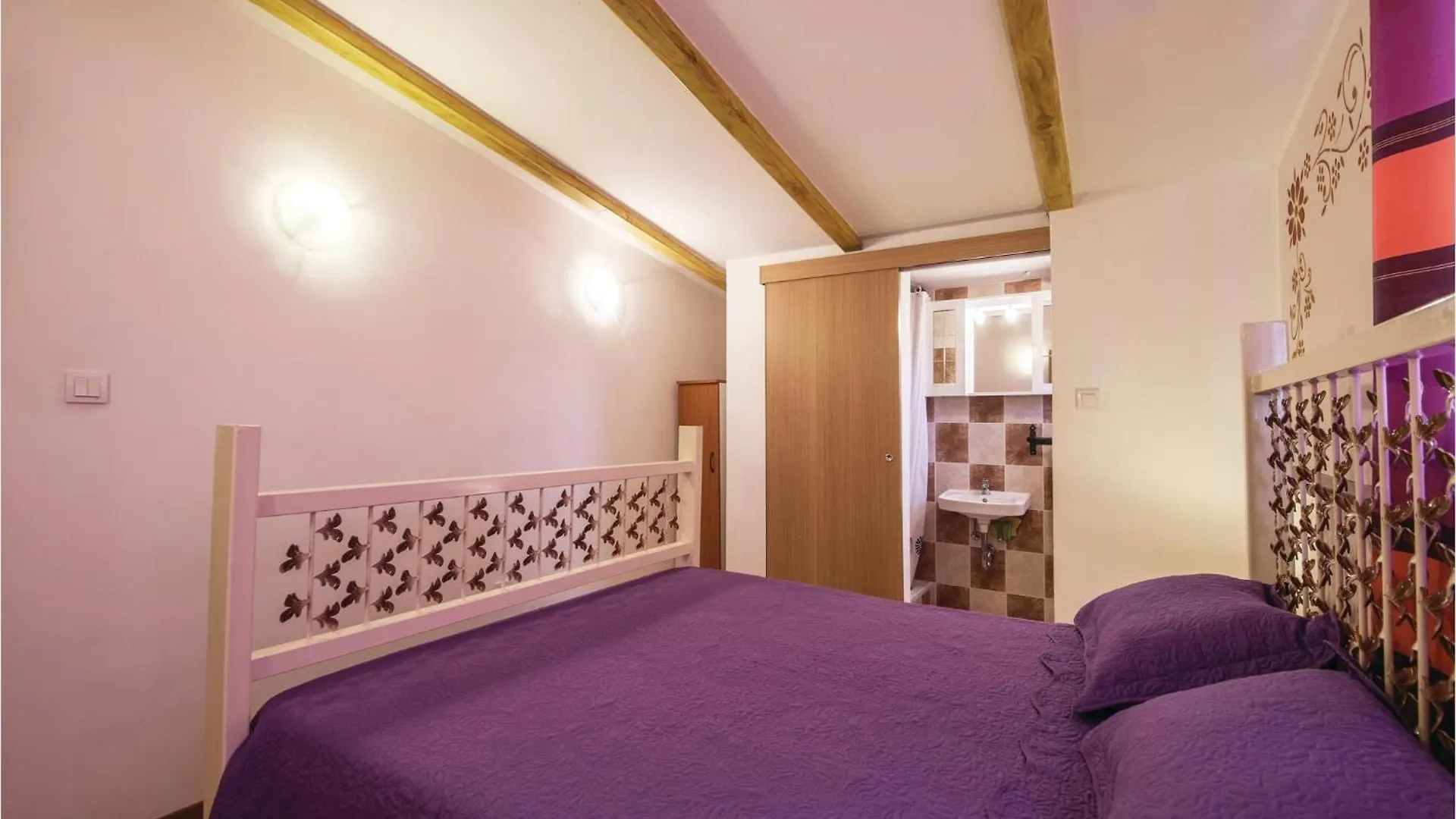 2 Bedroom Lovely Home In Vodnjan