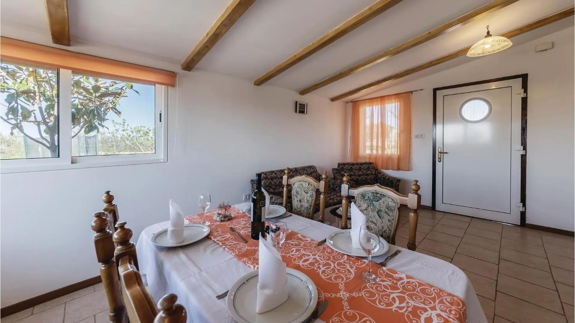2 Bedroom Lovely Home In Vodnjan